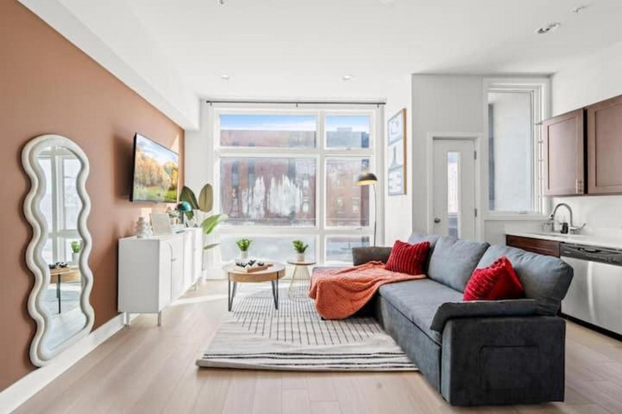1br Near Metro - Walk To Met & Food - Free Parking Apartment Philadelphia