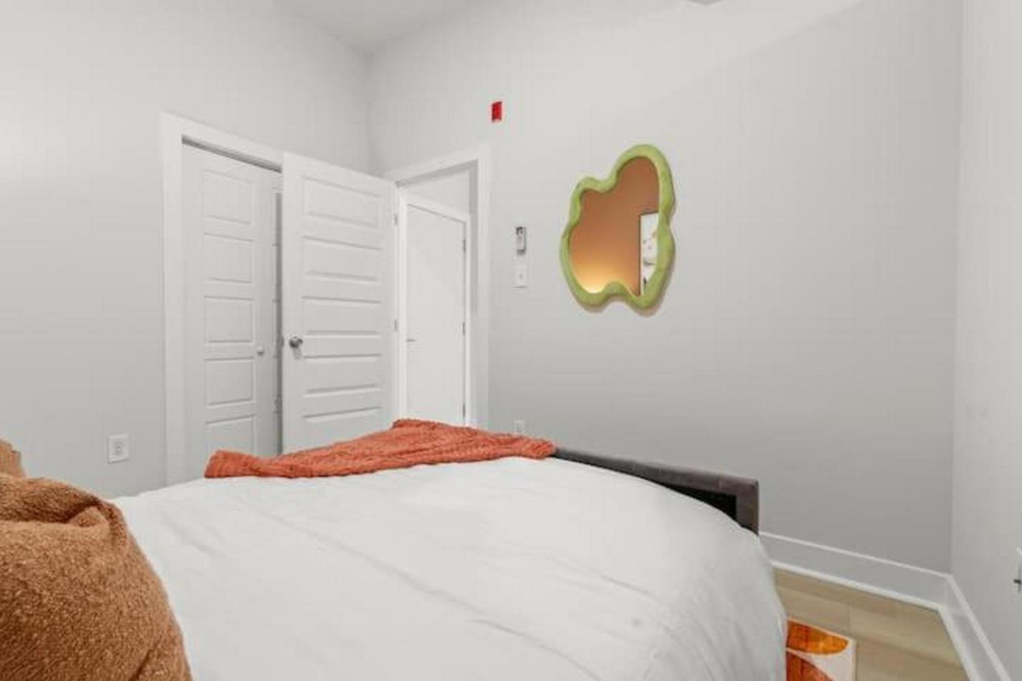 1br Near Metro - Walk To Met & Food - Free Parking Apartamento *